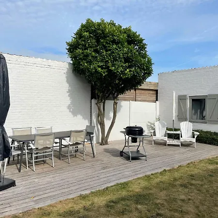 Holiday home Huys Golfzicht *